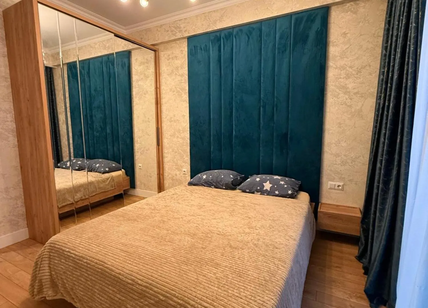 Hilton City Tbilisi 0*,